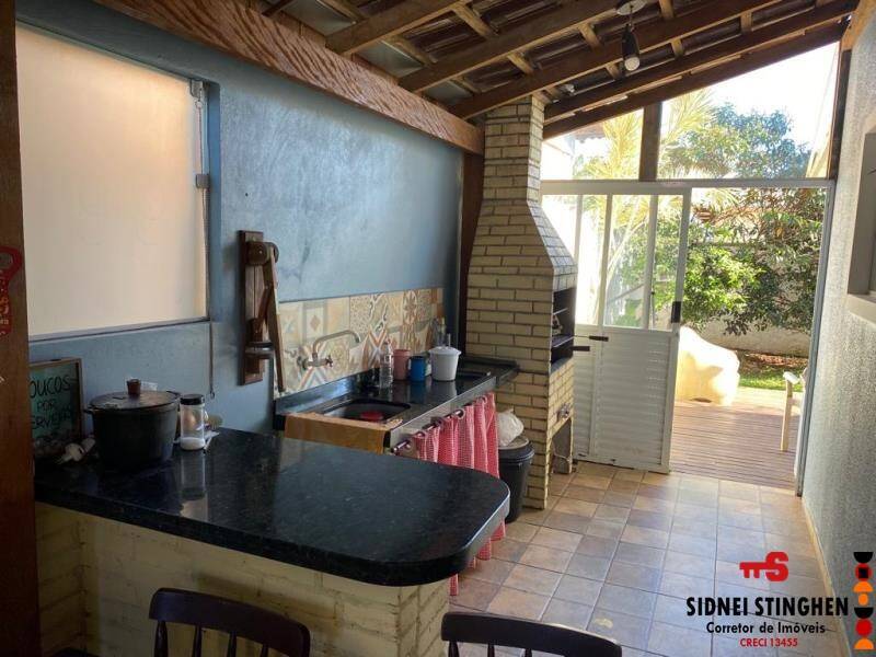 Casa à venda com 3 quartos, 160m² - Foto 28