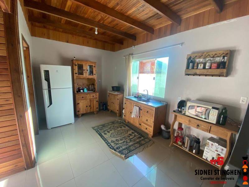 Sobrado à venda com 4 quartos, 200m² - Foto 4