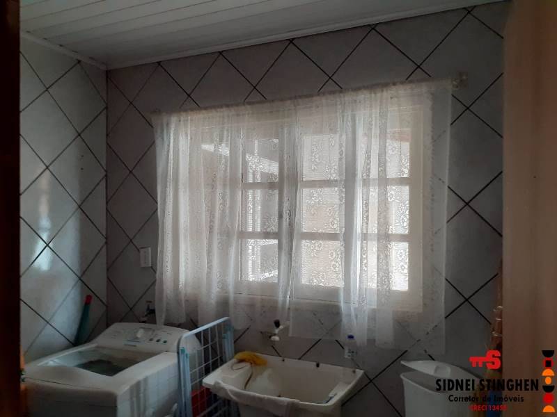 Casa à venda com 4 quartos, 210m² - Foto 22