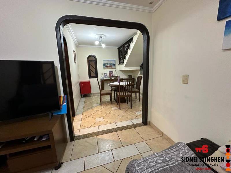 Sobrado à venda com 3 quartos, 185m² - Foto 13