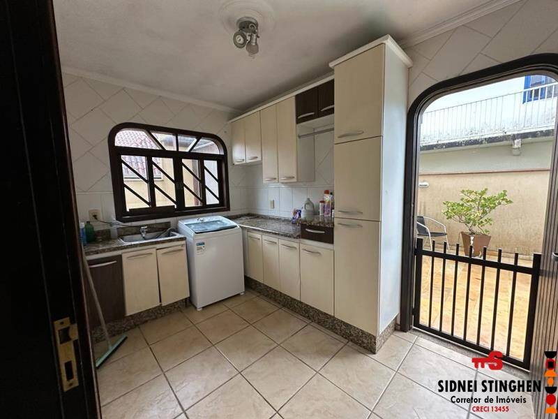 Sobrado à venda com 3 quartos, 185m² - Foto 16