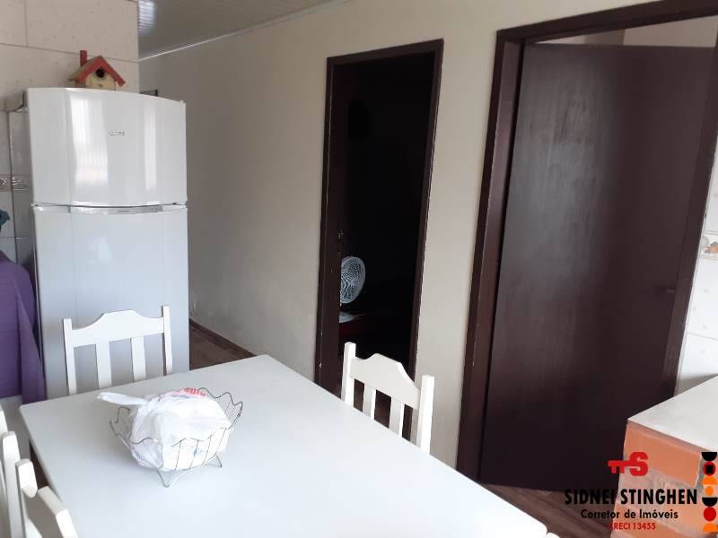 Casa à venda com 3 quartos, 90m² - Foto 14