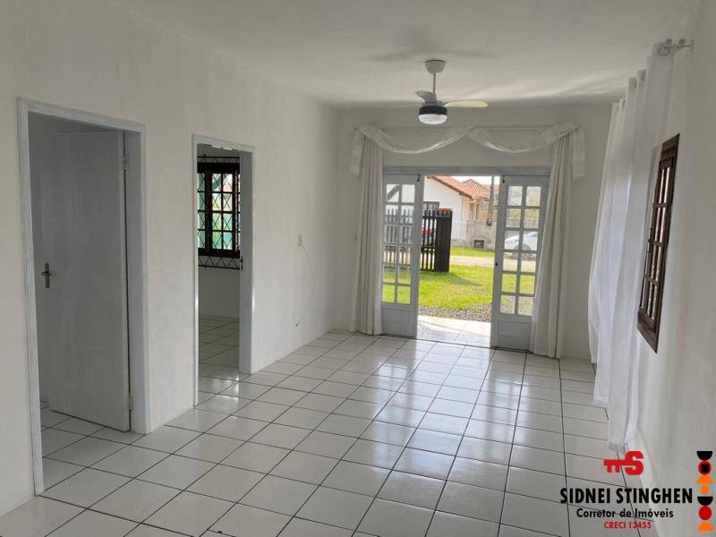 Casa à venda com 2 quartos, 79m² - Foto 10