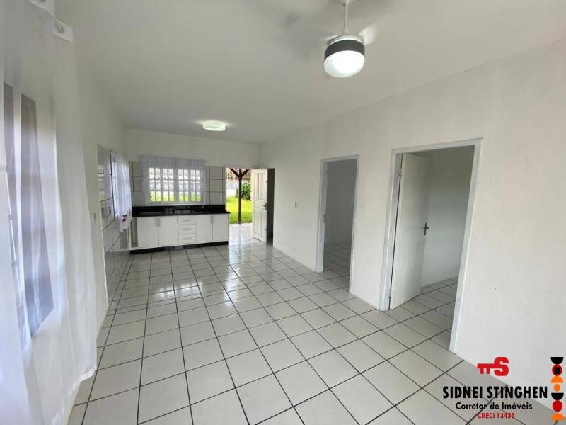 Casa à venda com 2 quartos, 79m² - Foto 11