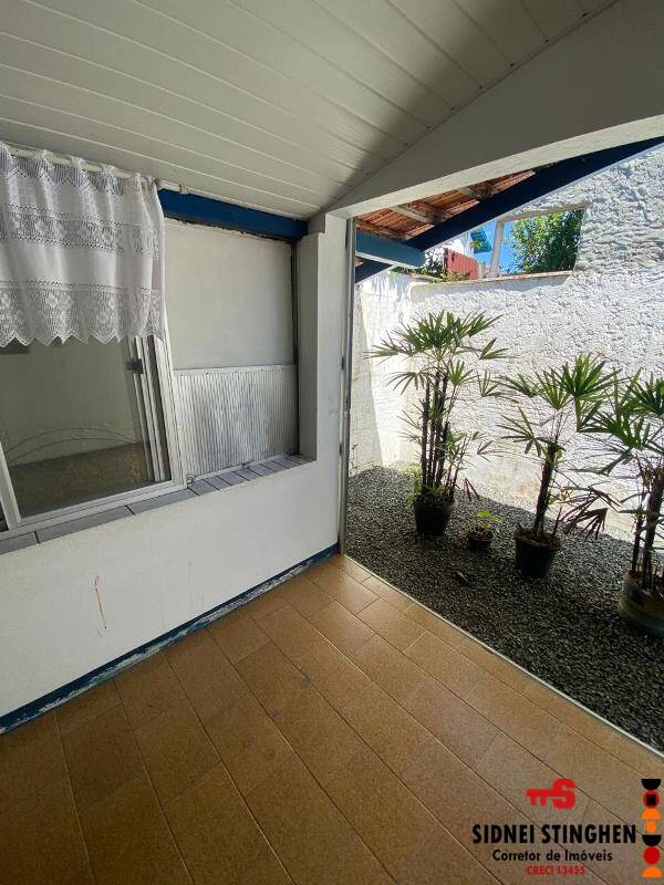 Casa à venda com 3 quartos, 124m² - Foto 14