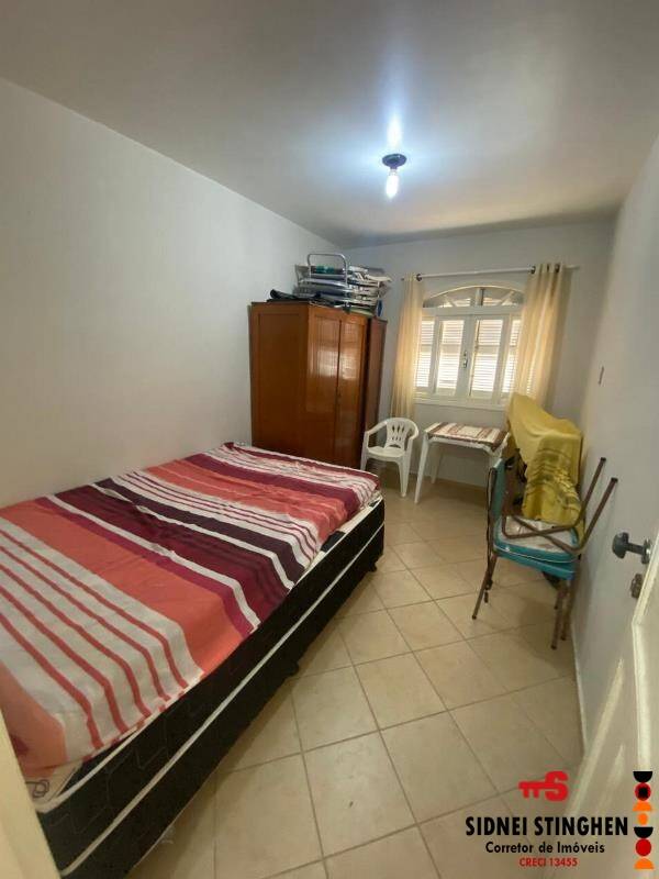 Casa à venda com 4 quartos, 150m² - Foto 13