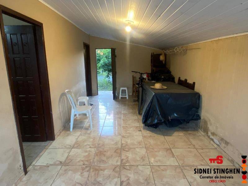 Casa à venda com 3 quartos, 100m² - Foto 4