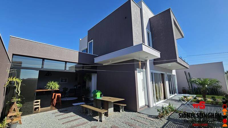 Casa à venda com 3 quartos, 328m² - Foto 5