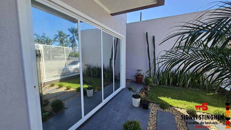 Casa à venda com 3 quartos, 328m² - Foto 6