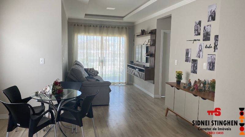 Casa à venda com 3 quartos, 151m² - Foto 3