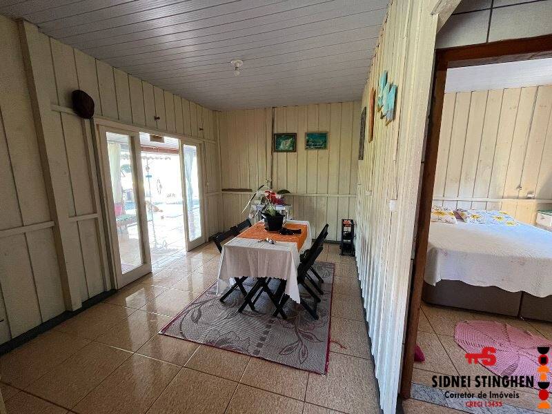 Casa à venda com 4 quartos, 90m² - Foto 13