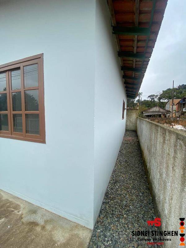 Casa à venda com 3 quartos, 80m² - Foto 16