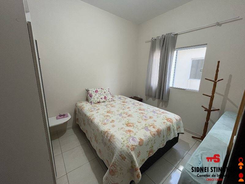 Casa à venda com 2 quartos, 65m² - Foto 13