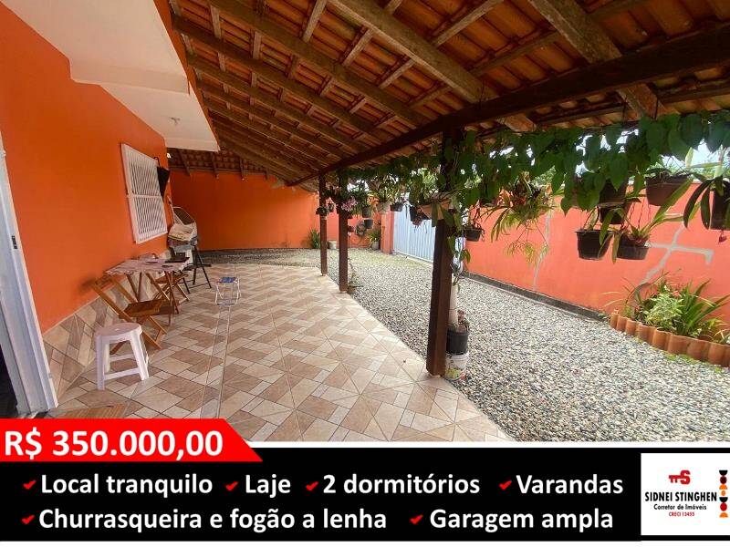 Casa à venda com 2 quartos, 140m² - Foto 1