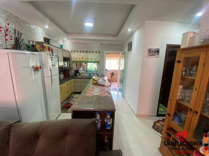 Casa à venda com 2 quartos, 140m² - Foto 10