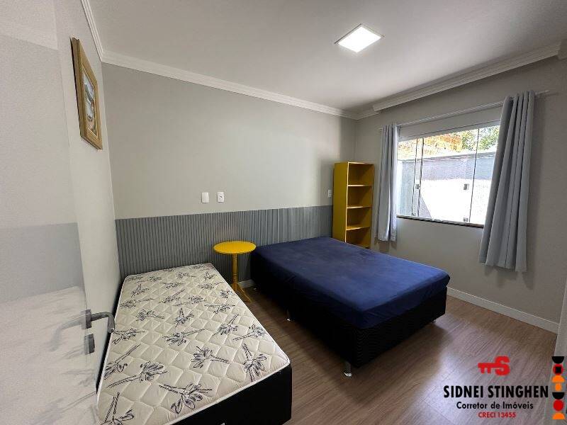 Casa à venda com 3 quartos, 88m² - Foto 27