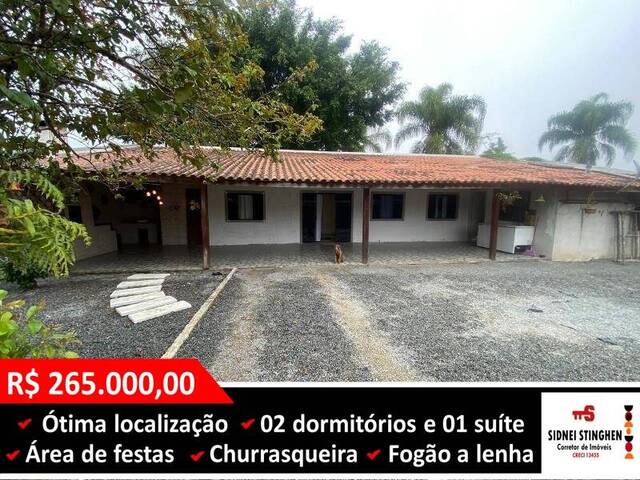 #728 - Casa para Venda em Balneário Barra do Sul - SC